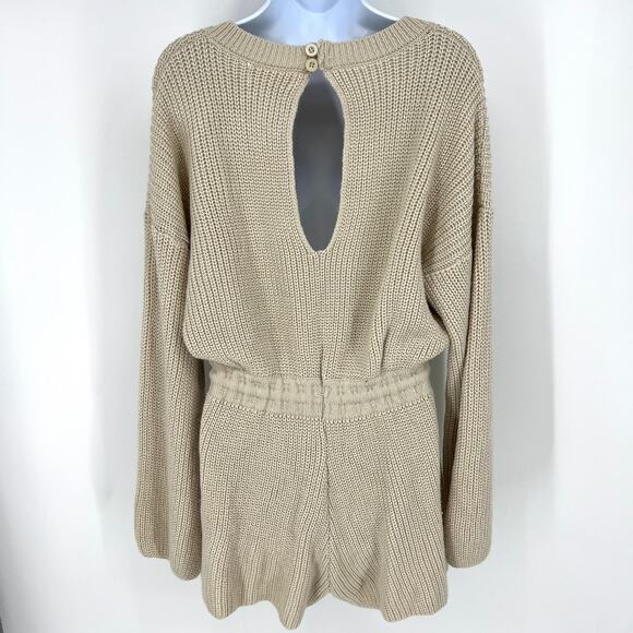 LUCCA Womens Sweater Knit Romper Shorts size M Tan Acrylic Knit - Picture 2 of 8